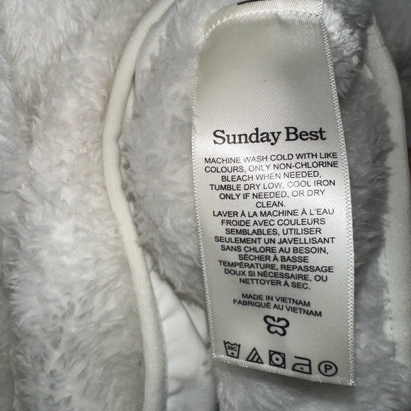 Aritzia Sunday Best Fuzzy Half Zip Hoodie - Picture 4 of 7